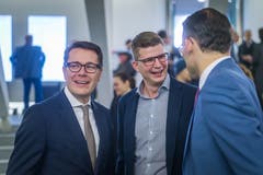 Beni Würth mit Mike Egger von der SVP. Bild: Michel Canonica