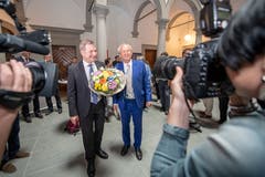 Die gewählten Regierungsräte Marcel Schwerzmann, links, und Paul Winiker, rechts. (Bild: KEYSTONE/Urs Flueeler)