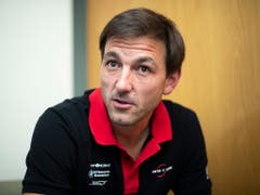 Thomas Peter arbeitet seit rund zehn Jahren für Swiss Cycling. Der Berner Oberländer, aktuell als Sportdirektor tätig, würde es begrüssen, wenn die Radprofis künftig mit ihren Nationalteams die grossen Rundfahrten bestreiten würden (Bild: KEYSTONE/GIAN EHRENZELLER)