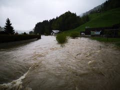 In Alt St.Johann fliesst sehr viel Wasser flussabwärts. (Bild: PD)