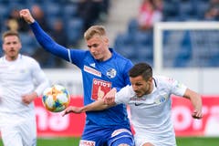 Marvin Schulz, offensives Mittelfeld, Note 5Gefällt nicht nur bei seinem Assist zum 3:0 auf Vargas. Ist ballsicher und aufsässig. Seine Standards kommen jedoch nicht ideal.(Bild: Martin Meienberger / Freshfocus, Luzern, 22. Mai 2019)