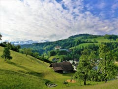 Wunderbare Morgenstimmung über dem Kloster Werthenstein. (Bild: Urs Gutfleisch, Werthenstein, 26. Mai 2019)