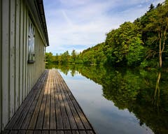 Ruhiges Wasser auf Dreiweieren. (Bild: Jürg Nadler)