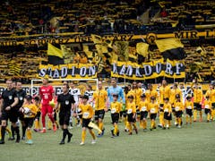 Gelbschwarze Feststimmung natürlich auch im Stade de Suisse (Bild: KEYSTONE/ANTHONY ANEX)