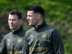 Zusammen mit Granit Xhaka will Stephan Lichtsteiner mit Arsenal beim Endspiel Baku unbedingt die Europa League gewinnen (Bild: KEYSTONE/EPA/NEIL HALL)