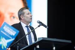 Marcel Schwerzmann bei seiner Willkommensrede. (Bild: Manuela Jans-Koch/Luzerner Zeitung, Luzern, 30. Mai 2019)