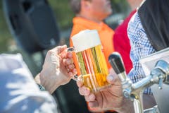 Amriswil TG - Verabschiedung von Stadtpräsident Martin Salvisberg, Feierabendbier mit der Bevölkerung.