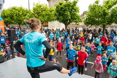 Das Einturnen mit der Suva ist bei den Kindern beliebt. (Bild: Roger Grütter, 4. Mai 2019)