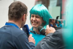 Auch Städträtin Franziska Bitzi zeigt sich am Luzerner Stadtlauf. (Bild: Dominik Wunderli, 4. Mai 2019)