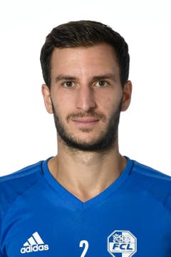 Otar Kakabadze, Rechtsverteidiger, 4: Der Georgier kommt für Schwegler noch vor der Pause und versucht in der Offensive für Akzente zu sorgen.(Urs Lindt/freshfocus, Luzern, 21. September 2018 )