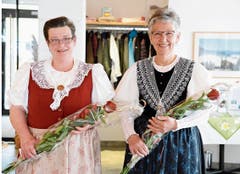 Ehrung und Dank für die beiden ehemaligen Präsidentinnen Daniela Sulser (links) und Bethli Zogg.