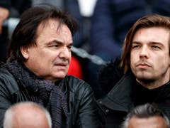 In Sitten verfolgt Klub-Präsident Christian Constantin das Geschehen im Tourbillon missmutig (Bild: KEYSTONE/VALENTIN FLAURAUD)