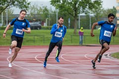 Constantin Kannewischer, Fabio Mueller und Safras Mohamed Rawfal (alle LKZ) beim 150 Meter am Nationalen Frühjahrsmeeting auf der Leichtathletik-Anlage Allmend in Zug. (Bild: Patrick Hürlimann, Zug, 4. Mai 2019)