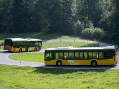 Der Bund passt sein Aufsichtssystem über subventionsberechtigte Transportunternehmen an. Ein Grund dafür sind die jahrelangen Subventionstricksereien bei Postauto. (Bild: KEYSTONE/URS FLUEELER)