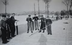 Eisabbau am Mauensee. (Bild: Archiv Jost Troxler/ Gemeinde Mauensee)