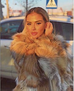 Die 24-jährige Loredana Zefi ist als Instagram-Influencerin bekannt geworden. (Bild: Bilder: Instagram @loredana)