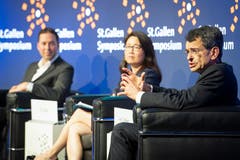 Panel «On capital and purpose». Von links: Christian Mumenthaler Swiss Re , Audrey Choi Morgan Stanley , Prof. Colin Mayer Universtity of Oxford
