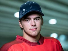Nico Hischier ist WM-Debütant und gleichzeitig bereits grosser Schweizer Hoffnungsträger (Bild: KEYSTONE/PATRICK HUERLIMANN)