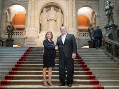 Grosse Ehre für Christa Markwalder: Die Präsidentin der parlamentarischen Gruppe Schweiz-USA führte am Samstag US-Aussenminister Mike Pompeo durchs Bundeshaus. (Bild: KEYSTONE/EPA KEYSTONE/PETER KLAUNZER)