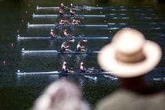 Ruder Europameisterschaft auf dem Rotsee: Impressionen während der Halbfinals am Samstag. (Bild: KEYSTONE/Alexandra Wey)