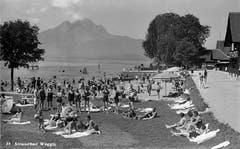 Blick auf das Strandbad Weggis im Jahr 1948. (Bild: Gemeinde Weggis)