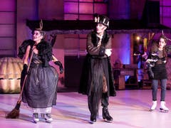 In Thomas Hürlimanns Adaption von William Shakespeares «Was ihr wollt», das die Freilichtspiele Luzern noch bis am 14. Juli zeigen, greifen der Tod und Hexen immer wieder ins Geschehen ein. (Bild der Hauptprobe) (Bild: KEYSTONE/ALEXANDRA WEY)