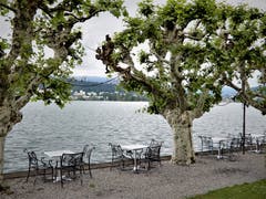 «Chambre separée» am Vierwaldstättersee? (Bild; Margrith Imhof-Röthlin, Seeburg Luzern, 11. Juni 2019)
