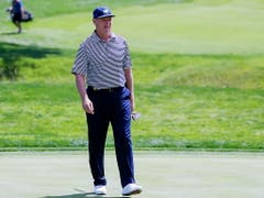 Ernie Els spürt das Ende seiner grossen Karriere nahen (Bild: KEYSTONE/EPA/ERIK S. LESSER)