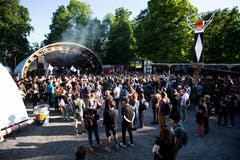 Auftritt der Band GeilerAsDu am B-Sides auf dem Sonnenberg.