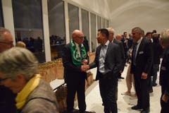 Am Ende verabschiedete Daniel Baumgartner jeden einzelnen Besucher.