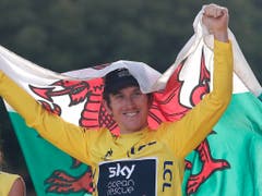 Geraint Thomas bereitet sich an der Tour de Suisse auf die Tour de France vor. Überraschend hatte der Waliser letztes Jahr die Frankreich-Rundfahrt gewonnen (Bild: KEYSTONE/AP/FRANCOIS MORI)