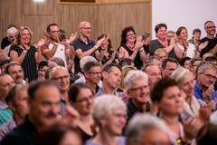 Die Gäste applaudieren. (Bild: Philipp Schmidli, Hitzkirch, 16. Juni 2019)
