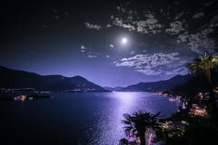 Wunderbare Vollmondnacht über dem Lago Maggiore (Bild: Vinzenz Blum, Porto Ronco, 17. Juni 2019)