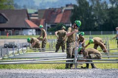 56'500 Zuschauer fasst die Arena. Es wird die grösste, mobile Arena der Welt sein. (Bild: Urs Flüeler / Keystone)