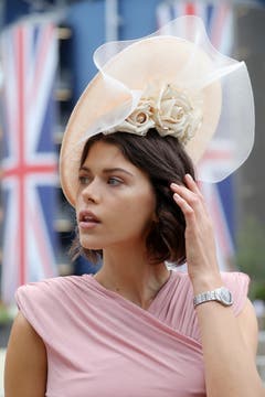Auch Blumenmotive sind ein grosses Thema. (Bild: Chris Jackson/Getty Images, Ascot, 18. Juni 2019)
