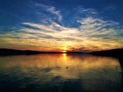 Traumhafter Sonnenuntergang am Sempachersee. (Bild: Urs Gutfleisch, Sempach, 17. Juni 2019)