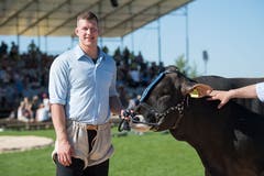 Er ist in bestechender Form: Pirmin Reichmuth schlägt Sven Schurtenberger im Schlussgang am Luzerner Kantonalen und holt sich den dritten Festsieg dieser Saison. (Bild: Eveline Beerkircher, Willisau, 2. Juni 2019)