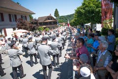 Die Brass Band Feldmusik Winikon bei der Parade. (Bild: Roger Grütter, Altishofen, 2. Juni 2019)