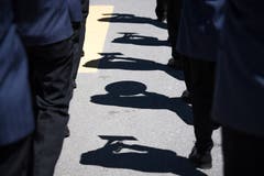 Schöner Schattenwurf während der Parade. (Bild: Roger Grütter, Altishofen, 2. Juni 2019)