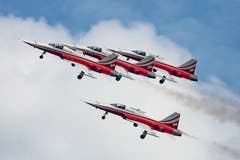 Die Patrouille Suisse am Zuger Seefest. (Bild: Daniel Hegglin, Zug, 22. Juni 2019)