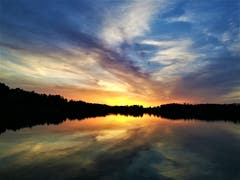 Ein weiterer traumhafter Sonnenuntergang am Soppensee. (Bild: Urs Gutfleisch, Buttisholz, 24. Juni 2019)