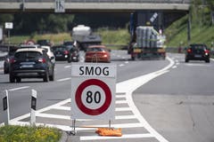 Im Kanton Tessin darf auf der Autobahn A2 nur noch 80 km/h gefahren werden. (Bild: Francesca Agosta / Keystone)