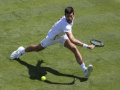 Novak Djokovic eröffnet das Turnier als Titelverteidiger traditionsgemäss am Montag auf dem Centre Court (Bild: KEYSTONE/PETER KLAUNZER)