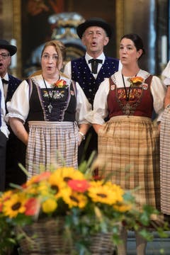 Der Jodlerklub Heimelig Horw bei der Eröffnung. (Bild: Boris Bürgisser, Horw, 28.06.2019)