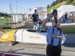 Schönstes Sommerwetter: Im Appenzellerland strahlte zur Feier des Tages die Sonne - und sorgte für viel Durst (Bild: KEYSTONE/URS FLUEELER)
