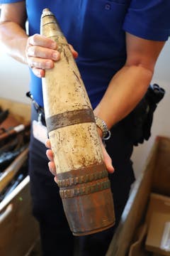 Am Samstag konnten Waffen bei der Zuger Polizei entsorgt werden. (Bild: Zuger Polizei, Zug, 29. Juni 2019)