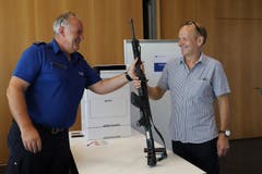 Am Samstag konnten Waffen bei der Zuger Polizei entsorgt werden. (Bild: Zuger Polizei, Zug, 29. Juni 2019)