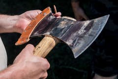 Man kann sich vorstellen, wie scharf diese Klingen sind. (Bild: Boris Bürgisser, 29. Juni 2019)