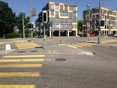 Die vier Strassenübergänge zwischen Reithalle und Geschäftshaus St.Leonhard. (Bild: Reto Voneschen - 30. Juni 2019)