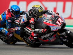 Sie werden wohl auch in den nächsten Rennen um die WM-Krone kämpfen: Tom Lüthi (vorne) im Duell mit Alex Marquez (Bild: KEYSTONE/AP/PETER DEJONG)